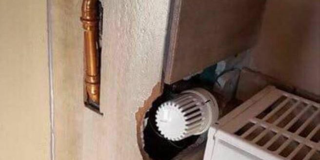 Burkoló Mekk Elek nem pepecselt